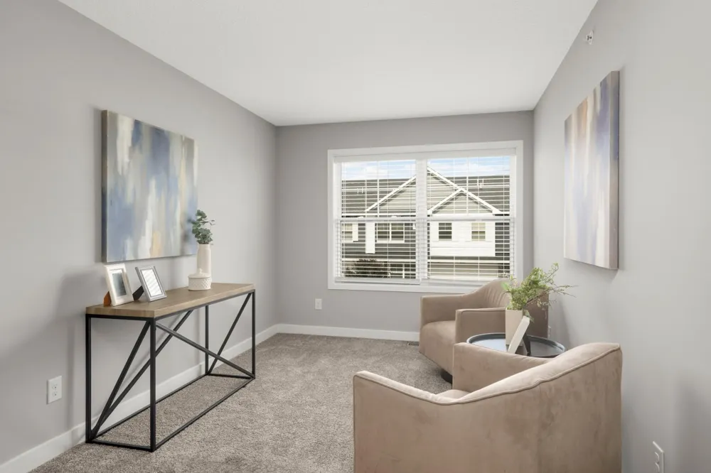 4839 Martingale Drive Woodbury, MN 55129