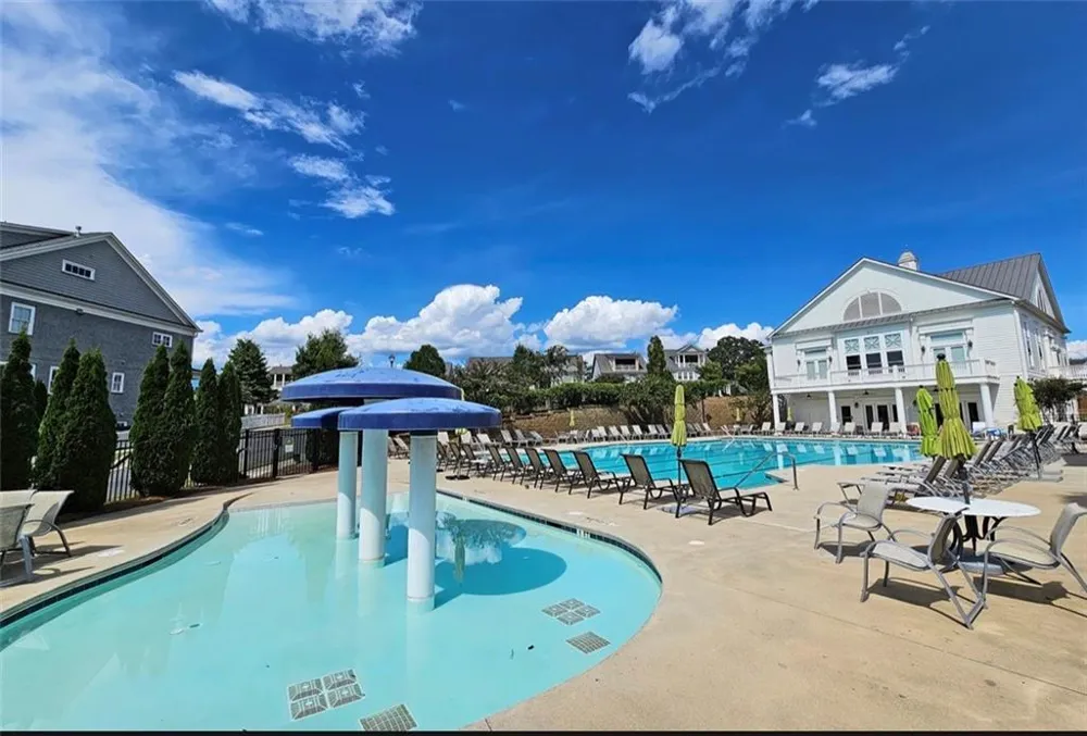 216 Dawson Drive Woodstock, GA 30188