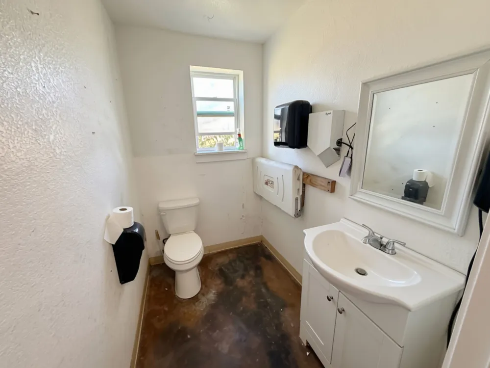 105 Bolton Road Granbury, TX 76049