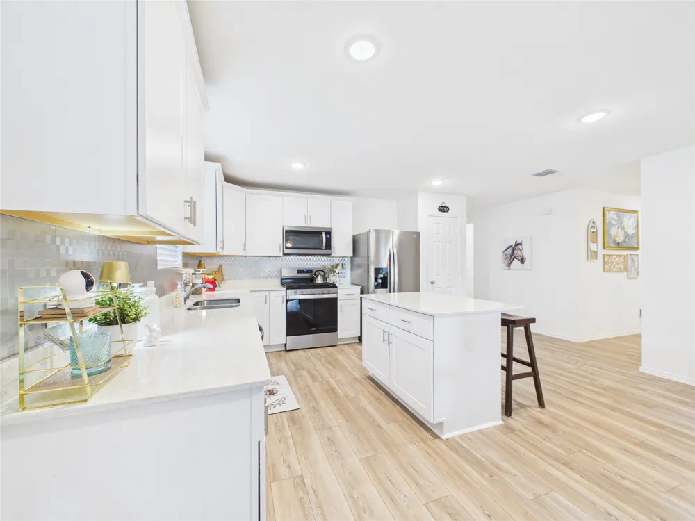 16039 Malaya Street Haslet, TX 76052