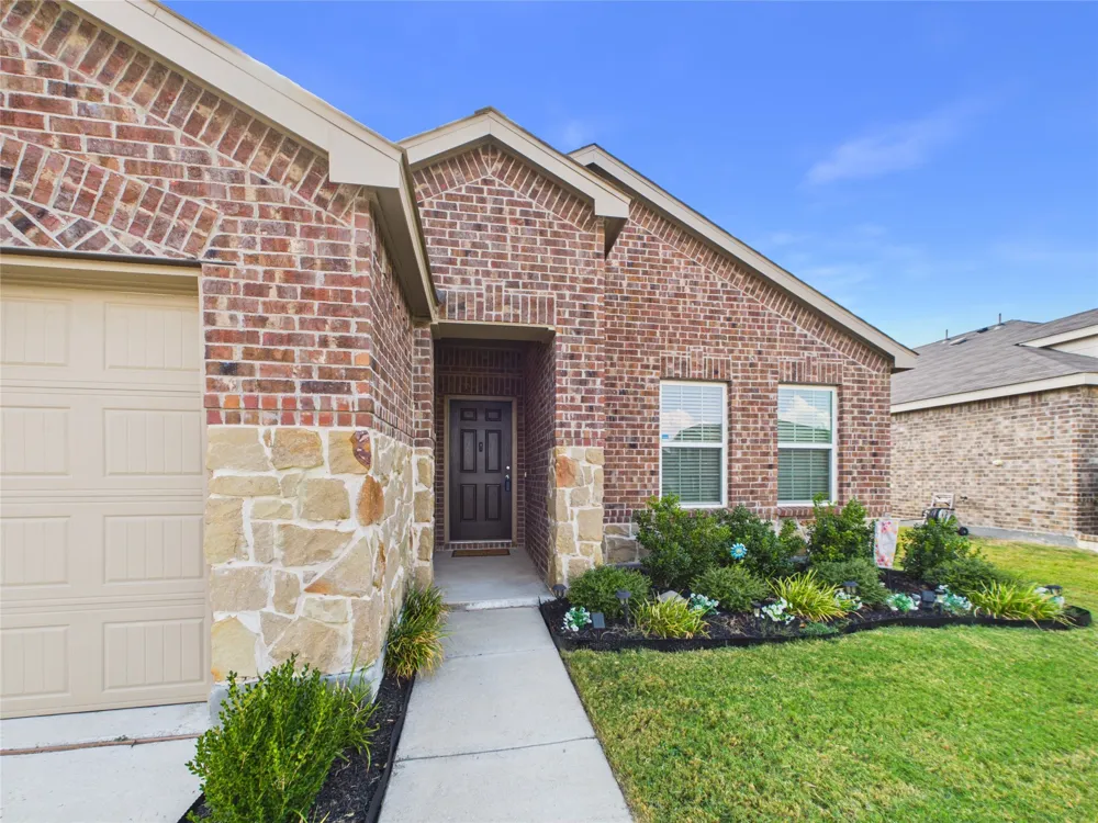 16039 Malaya Street Haslet, TX 76052