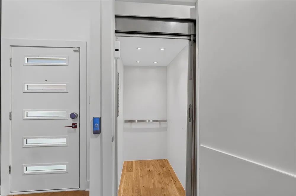 4312 Cedar Springs Road #102 Dallas, TX 75219
