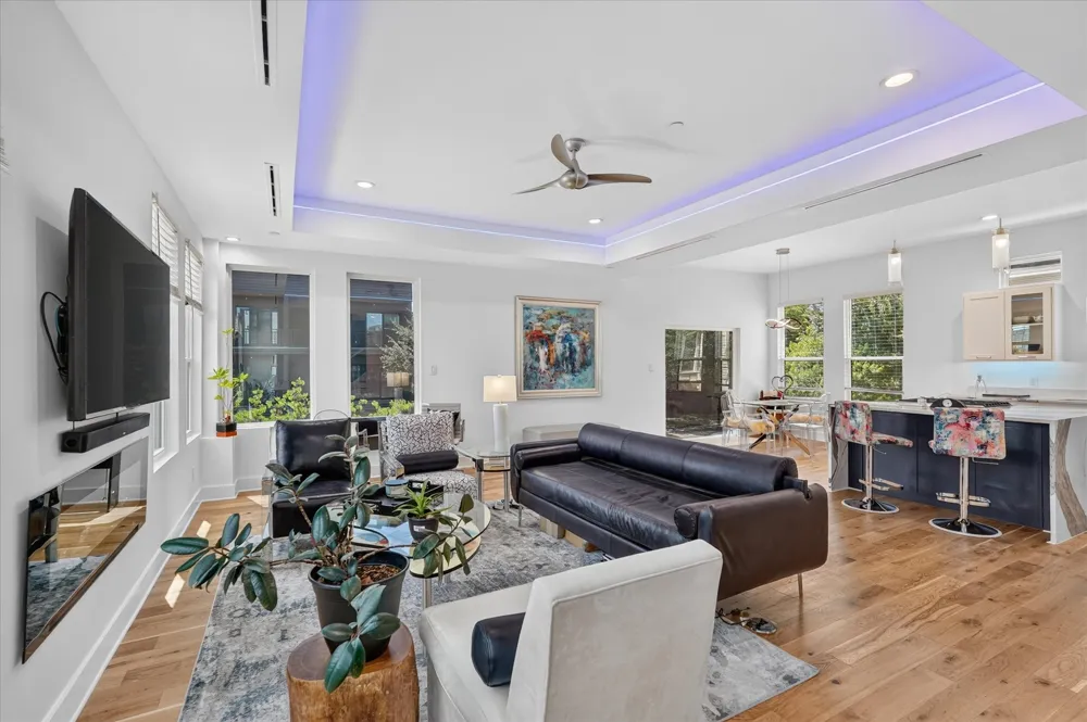 4312 Cedar Springs Road #102 Dallas, TX 75219