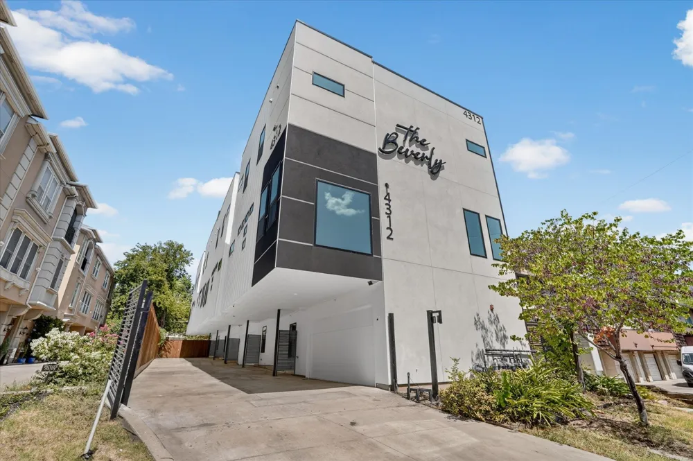 4312 Cedar Springs Road #102 Dallas, TX 75219