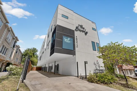 4312 Cedar Springs Road #102