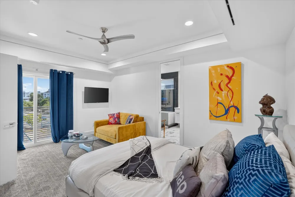 4312 Cedar Springs Road #102 Dallas, TX 75219