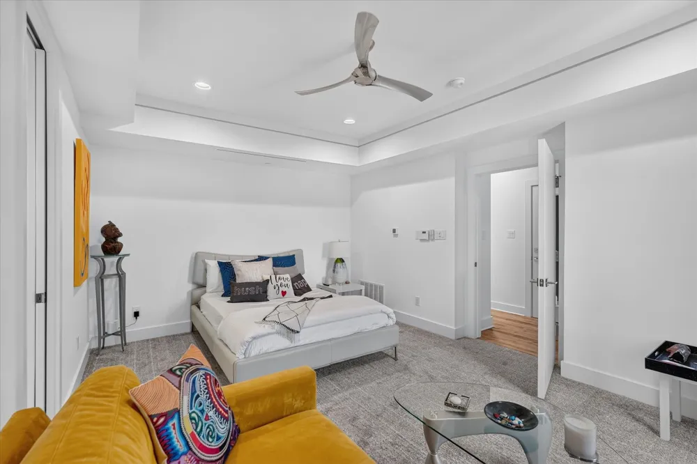 4312 Cedar Springs Road #102 Dallas, TX 75219