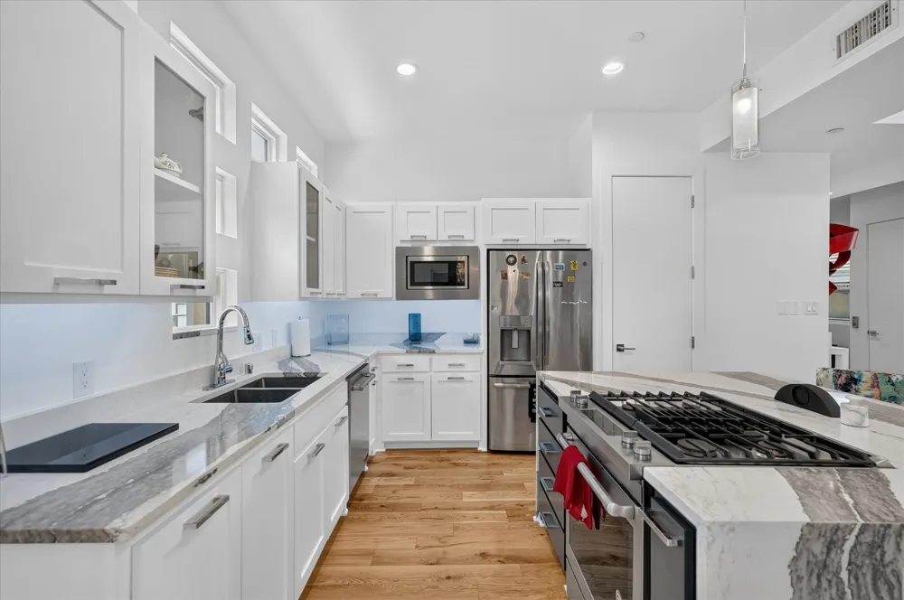 4312 Cedar Springs Road #102 Dallas, TX 75219