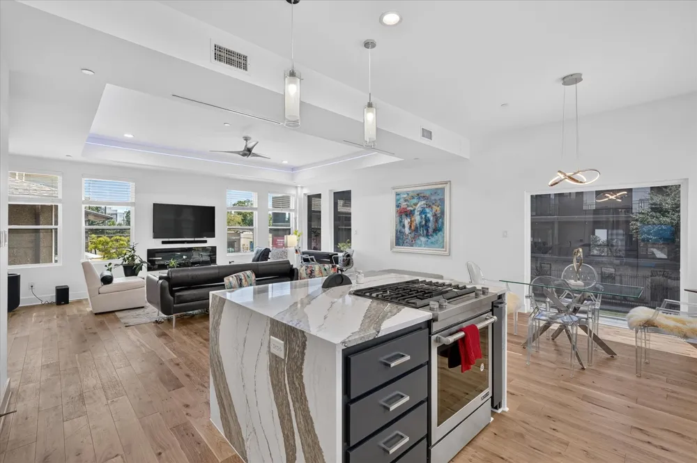 4312 Cedar Springs Road #102 Dallas, TX 75219