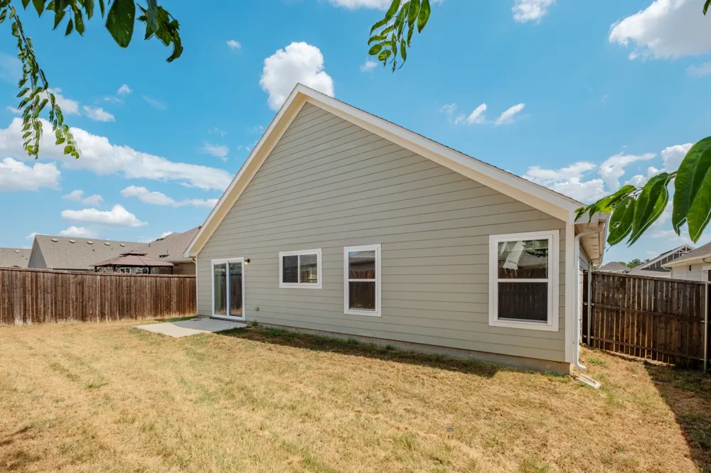 126 Spring Creek Lane Terrell, TX 75160