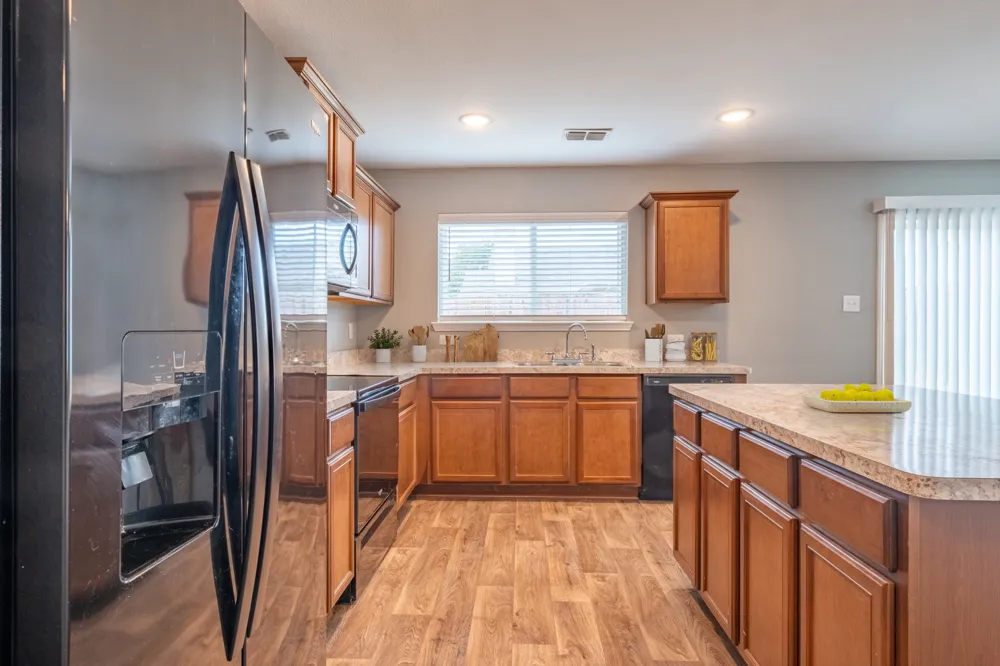 126 Spring Creek Lane Terrell, TX 75160