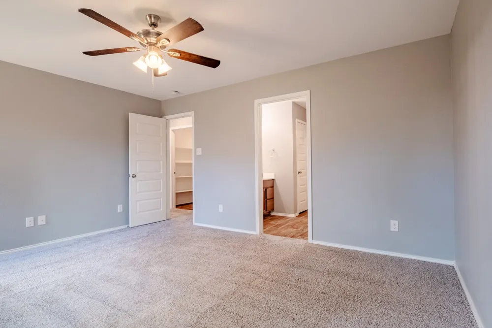 126 Spring Creek Lane Terrell, TX 75160