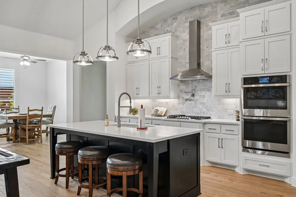 1517 Cedar Berry Drive Aubrey, TX 76227