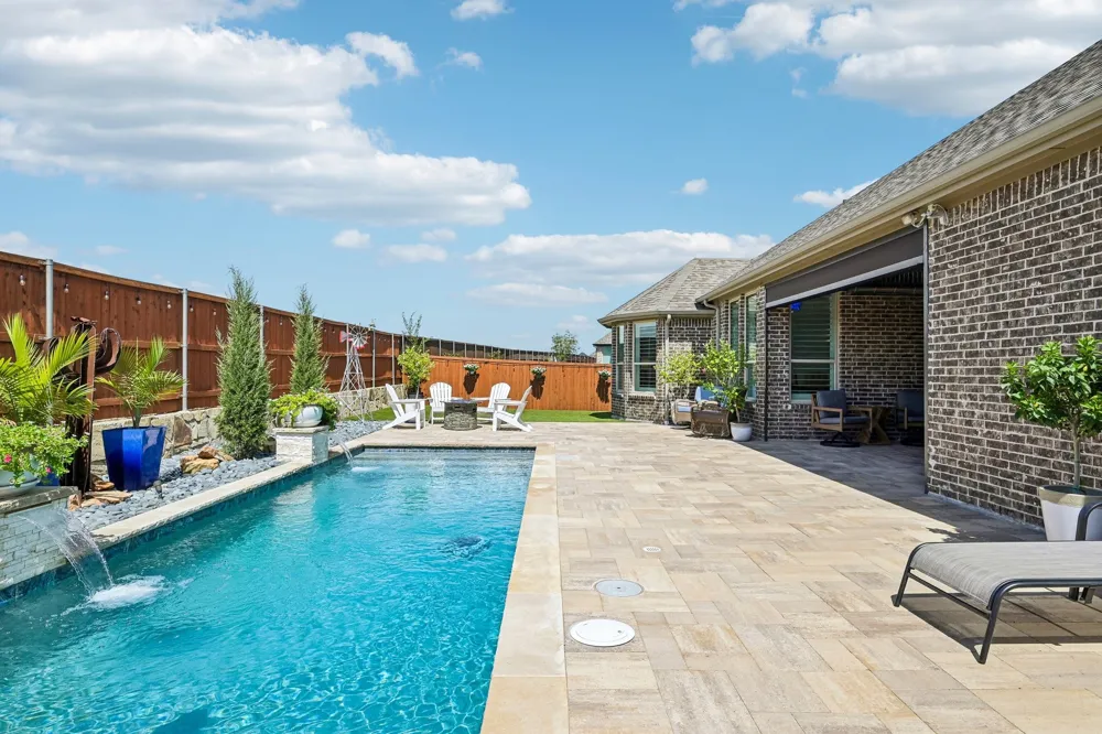 1517 Cedar Berry Drive Aubrey, TX 76227