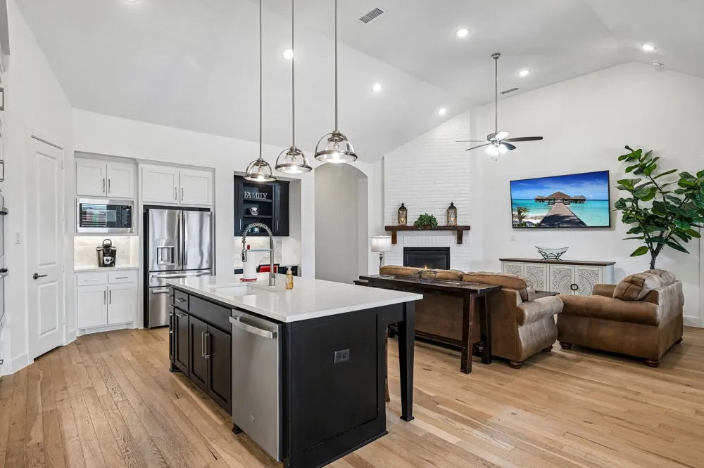 1517 Cedar Berry Drive Aubrey, TX 76227