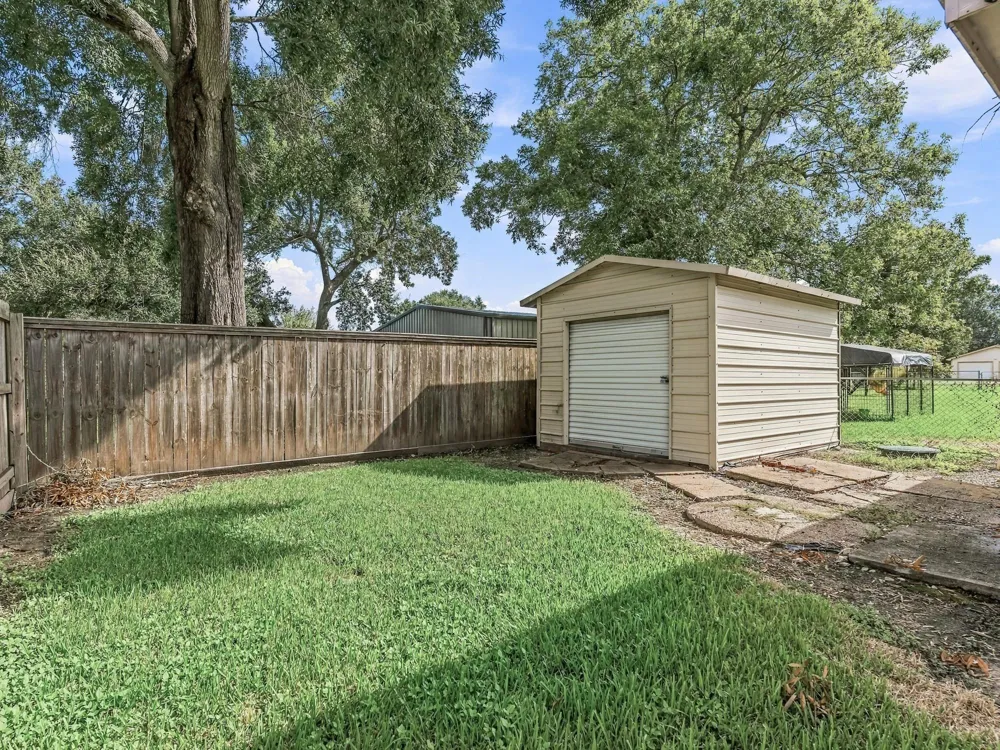 15589 San Jacinto Street Hamshire, TX 77622