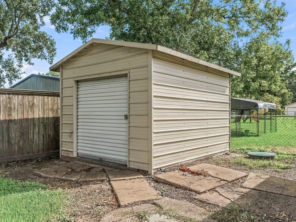 15589 San Jacinto Street Hamshire, TX 77622