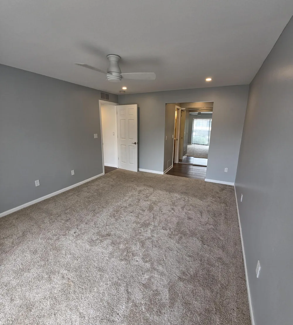 18233 University Park Drive Livonia, MI 48152