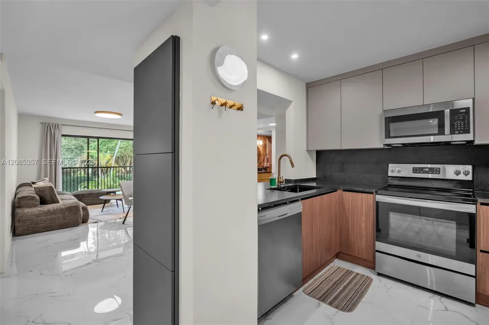11158 W Sample Rd #11158 Coral Springs, FL 33065