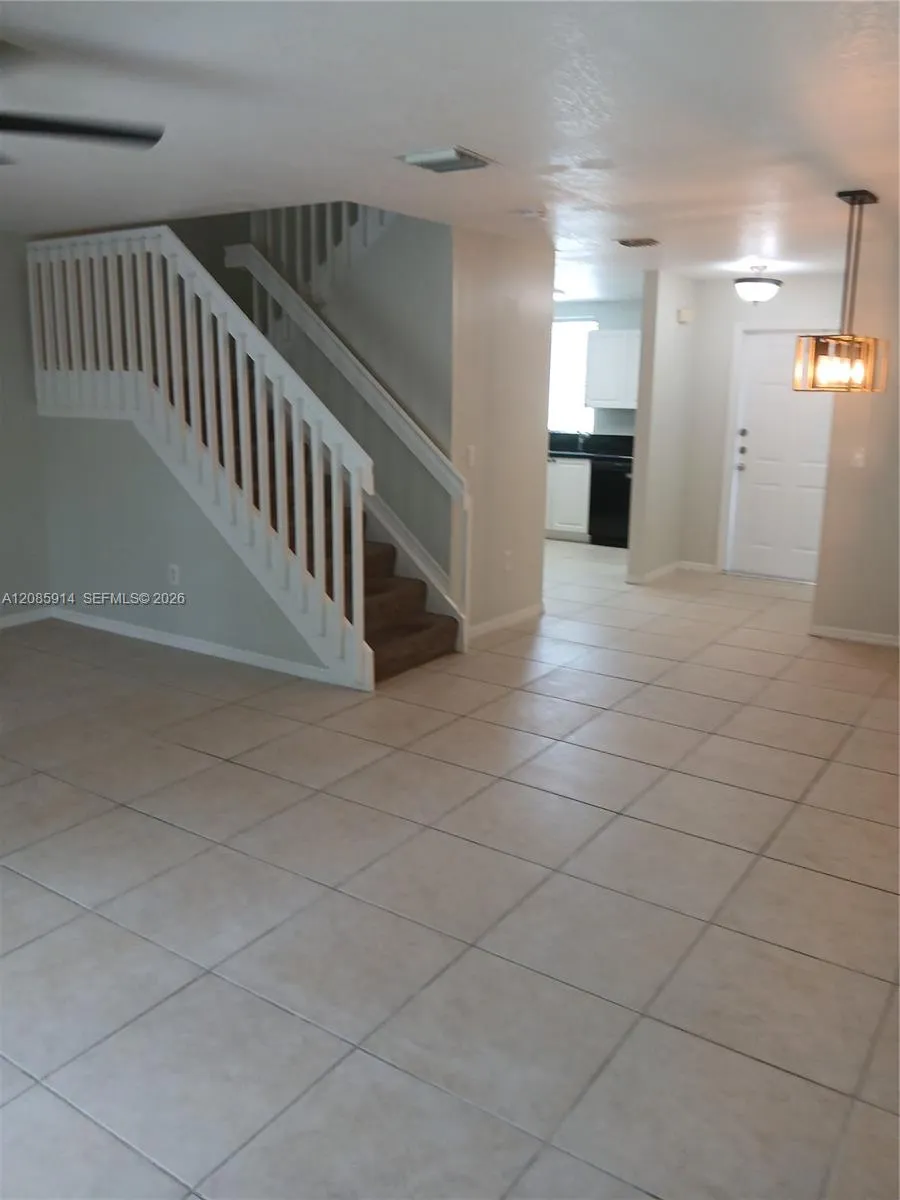105 Hidden Ct Rd #A-3 Hollywood, FL 33023