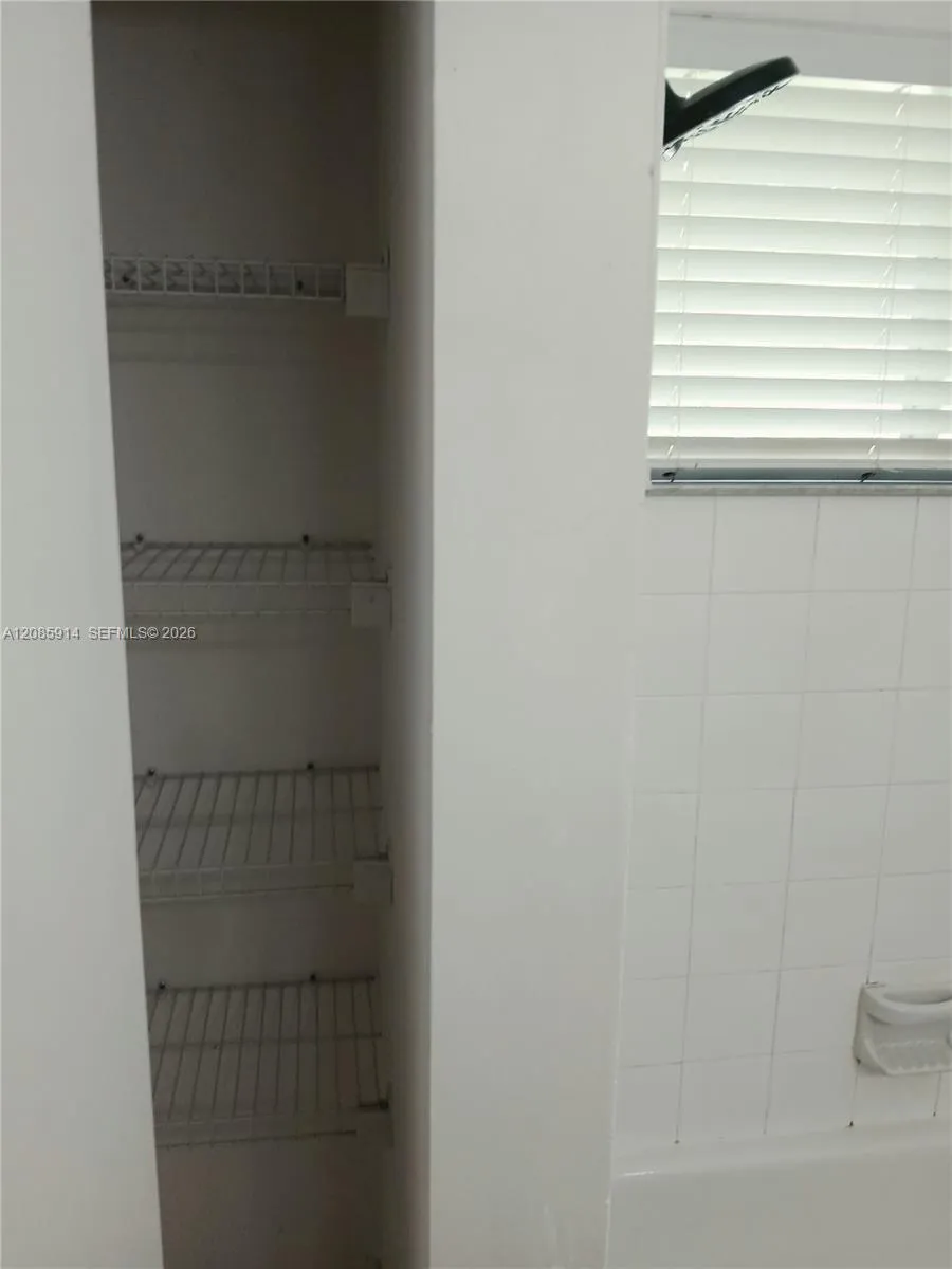 105 Hidden Ct Rd #A-3 Hollywood, FL 33023