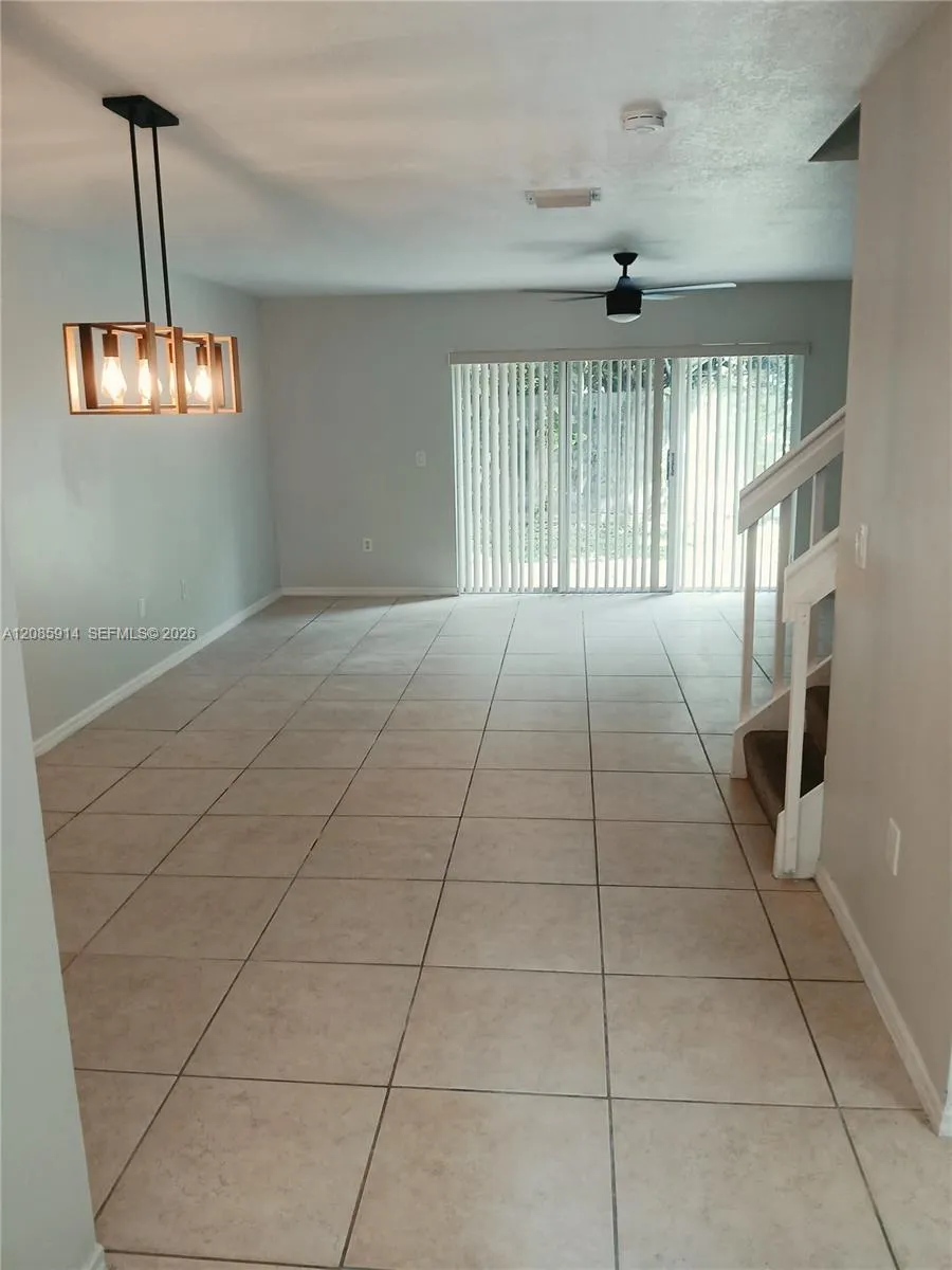 105 Hidden Ct Rd #A-3 Hollywood, FL 33023