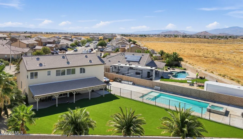 2460 Newberry Street Rosamond, CA 93560