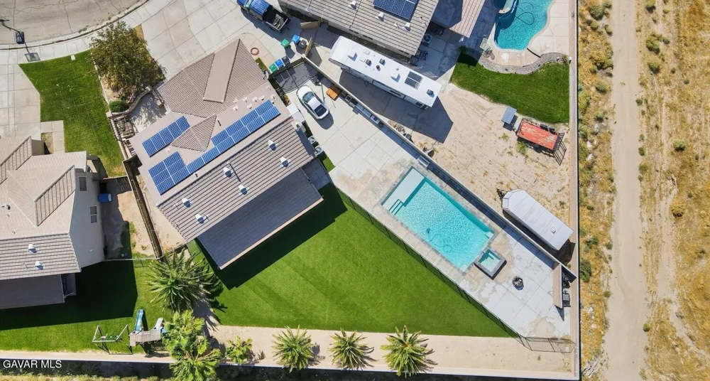 2460 Newberry Street Rosamond, CA 93560