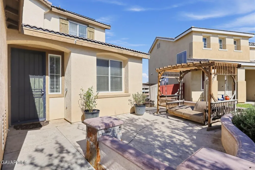 2460 Newberry Street Rosamond, CA 93560