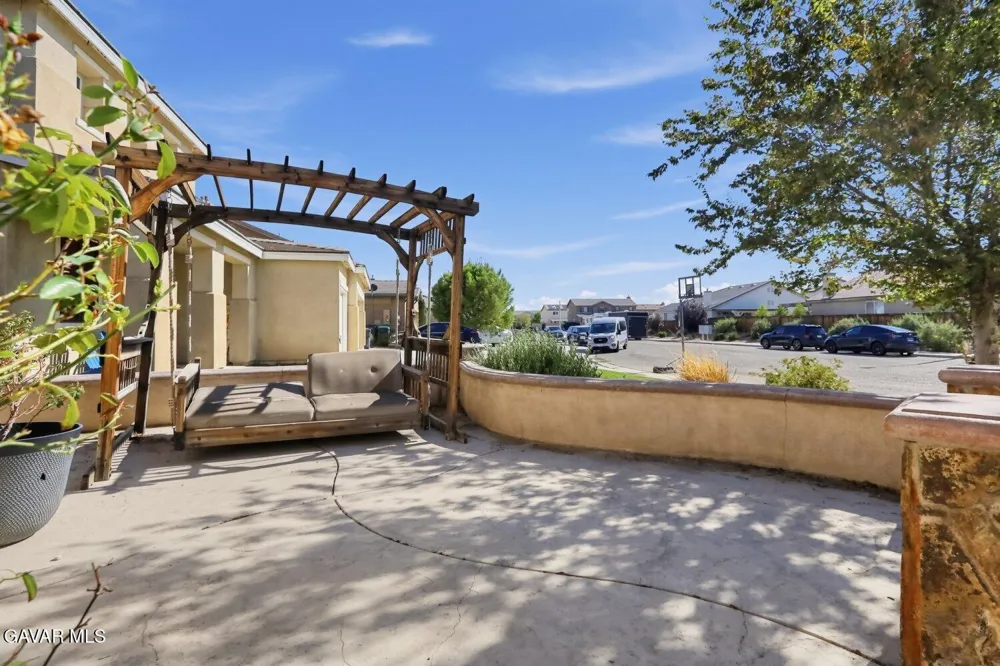 2460 Newberry Street Rosamond, CA 93560