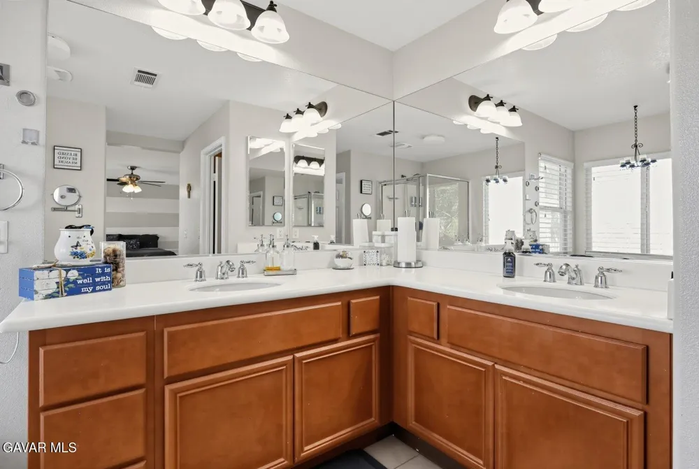 2460 Newberry Street Rosamond, CA 93560