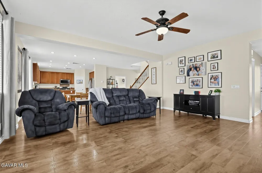 2460 Newberry Street Rosamond, CA 93560