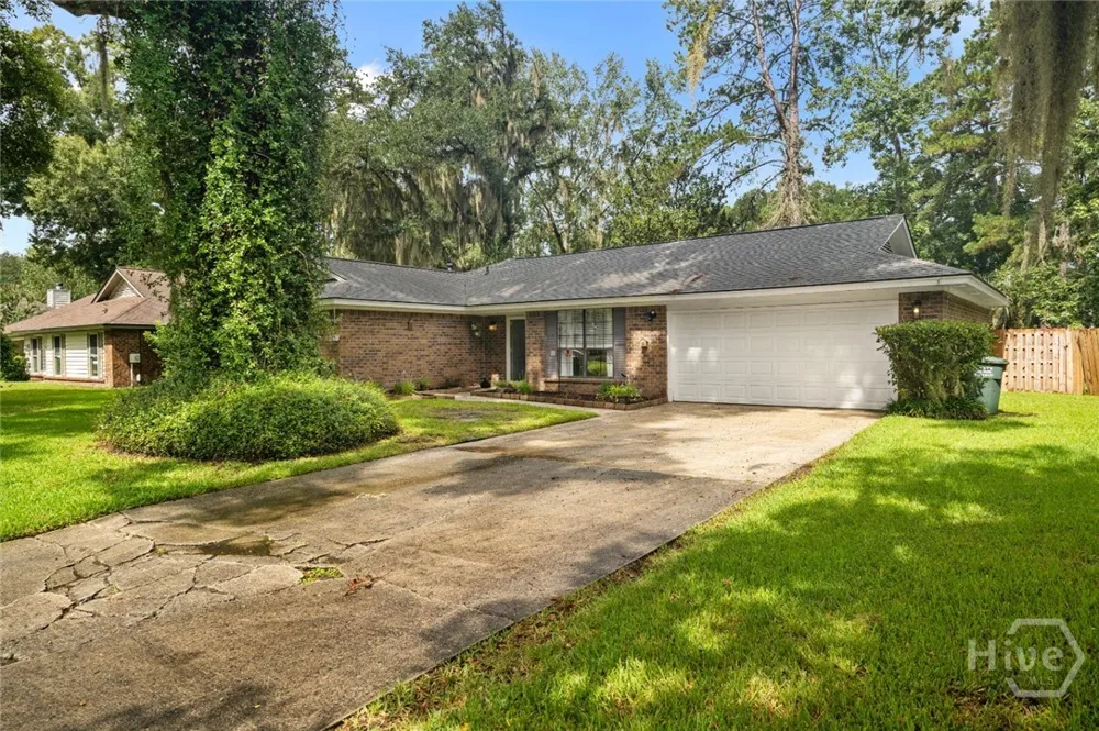 8 Bristlecone Court Savannah, GA 31419