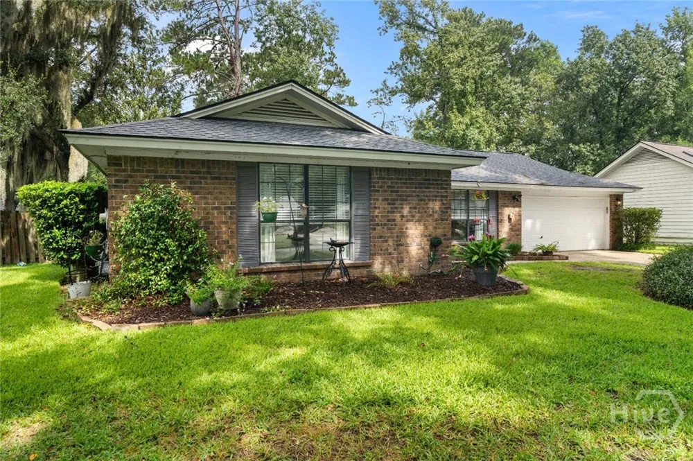 8 Bristlecone Court Savannah, GA 31419