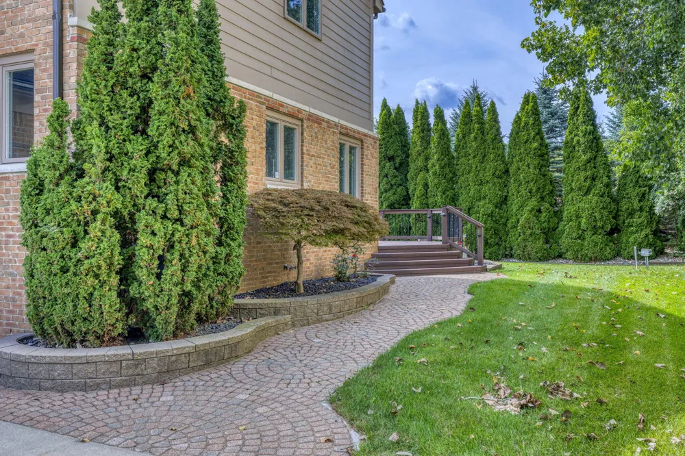 3972 Greenwood Street Rochester Hills City, MI 48309
