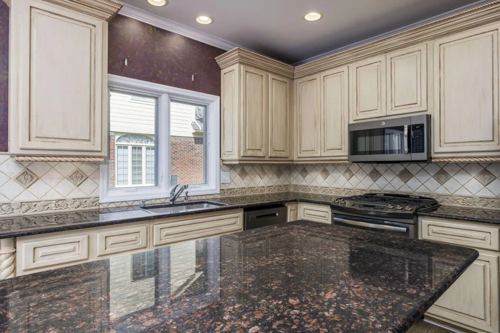 3972 Greenwood Street Rochester Hills City, MI 48309