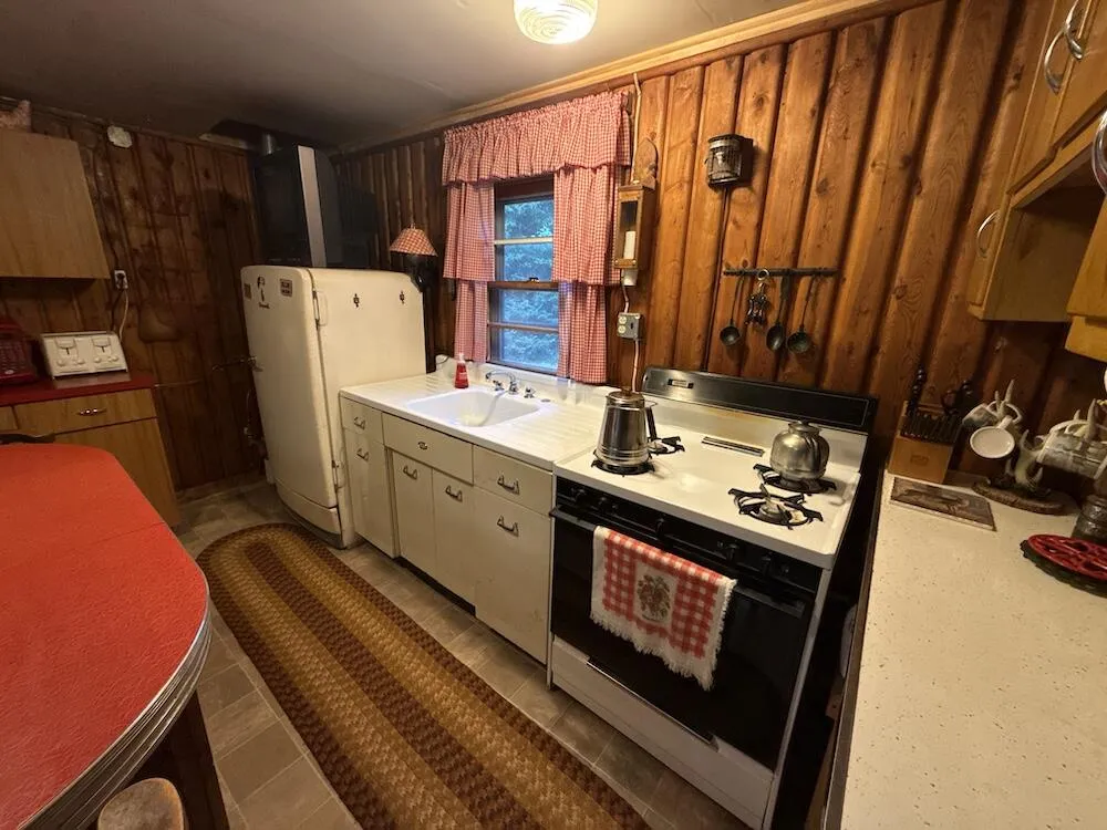 3379 Hehir Trail Lovells Township, MI 49738