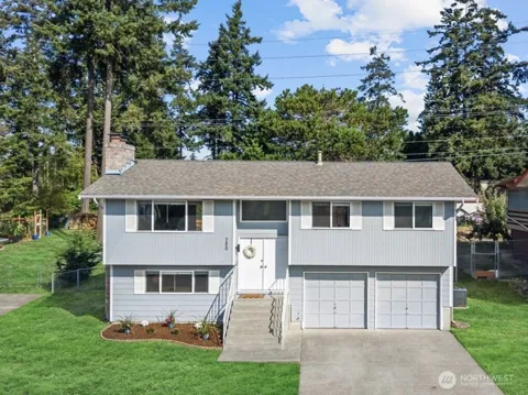 720 NW Hyak Drive
