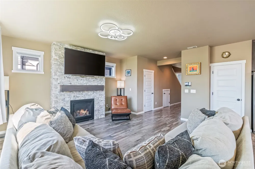 502 NE L STREET Quincy, WA 98848