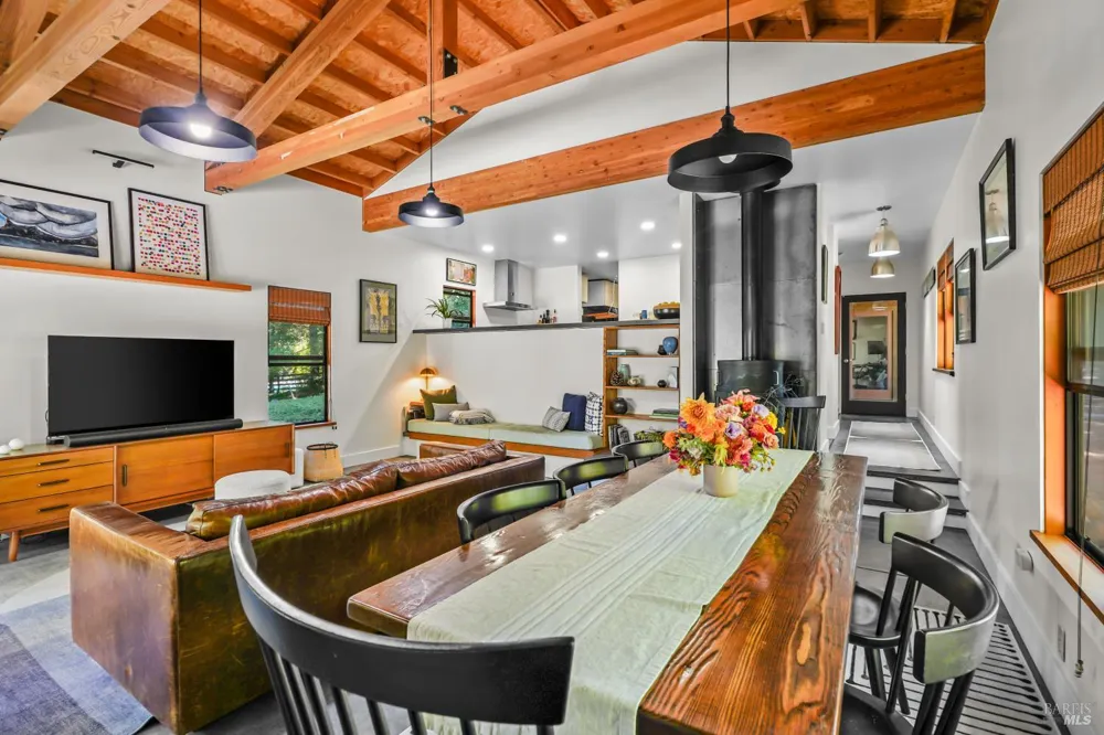 9787 Mill Station Road Sebastopol, CA 95472