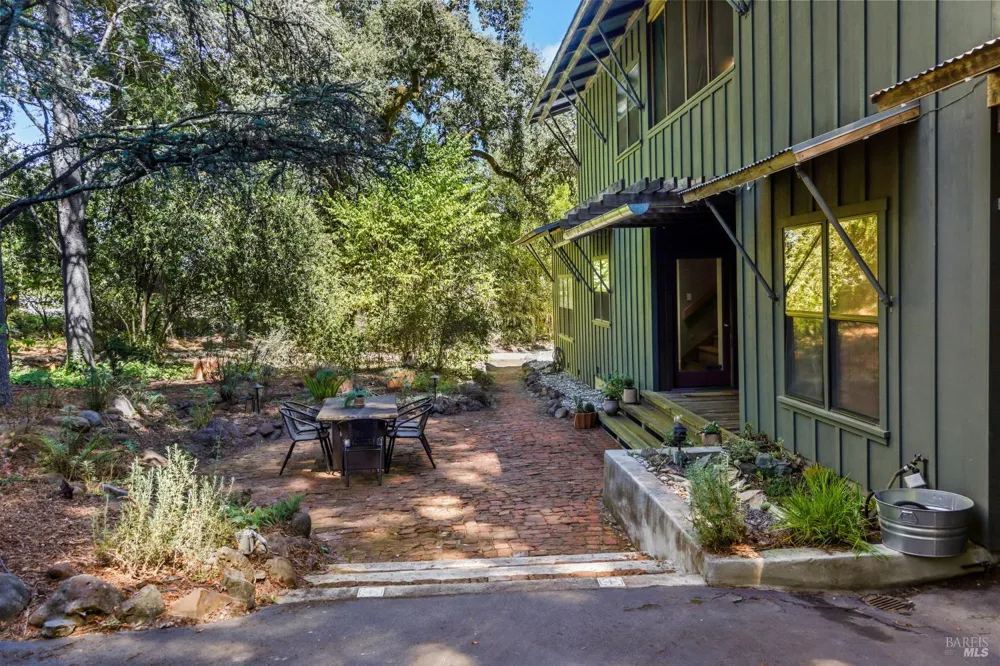 9787 Mill Station Road Sebastopol, CA 95472