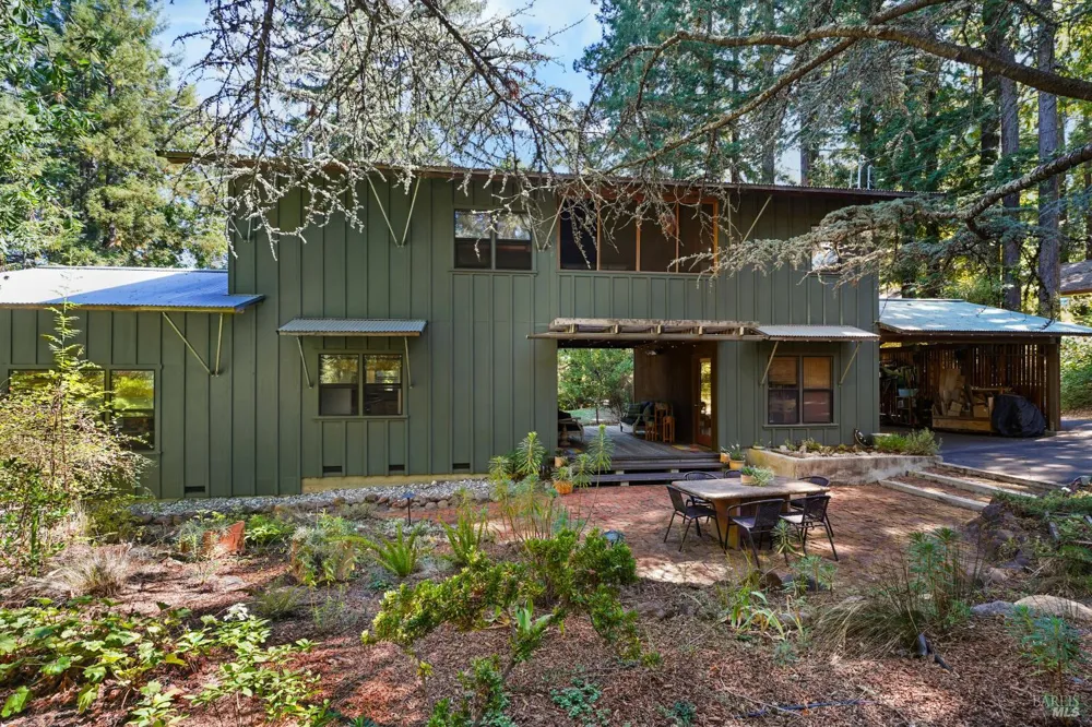 9787 Mill Station Road Sebastopol, CA 95472