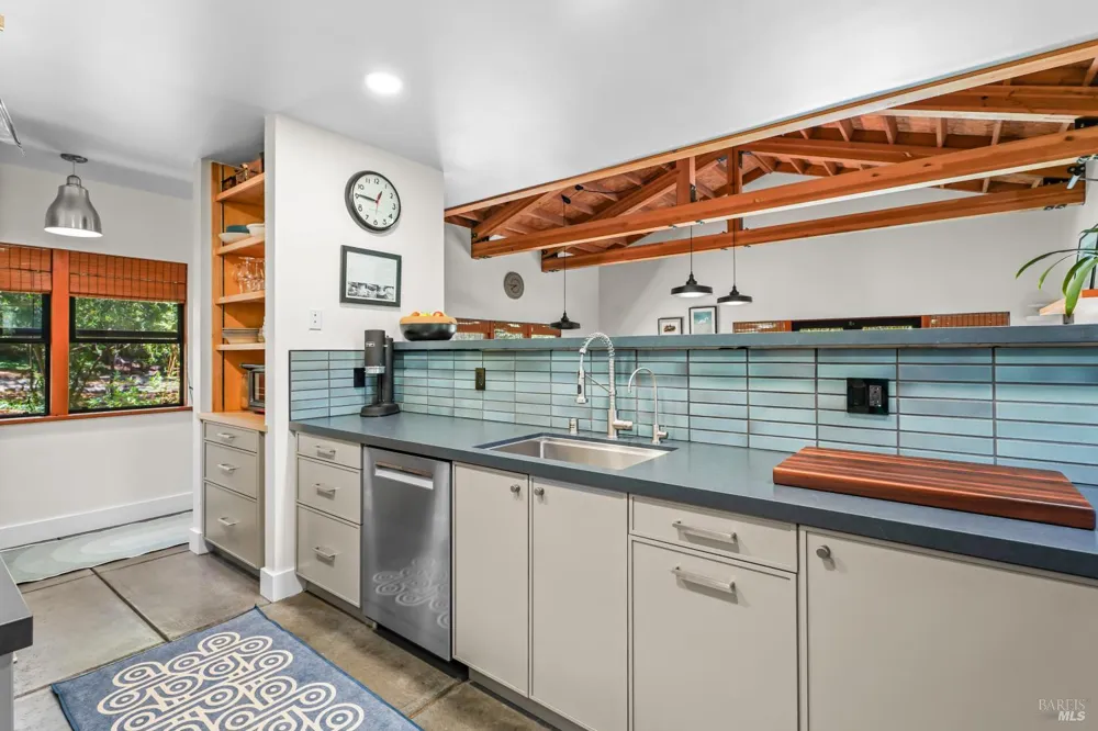 9787 Mill Station Road Sebastopol, CA 95472