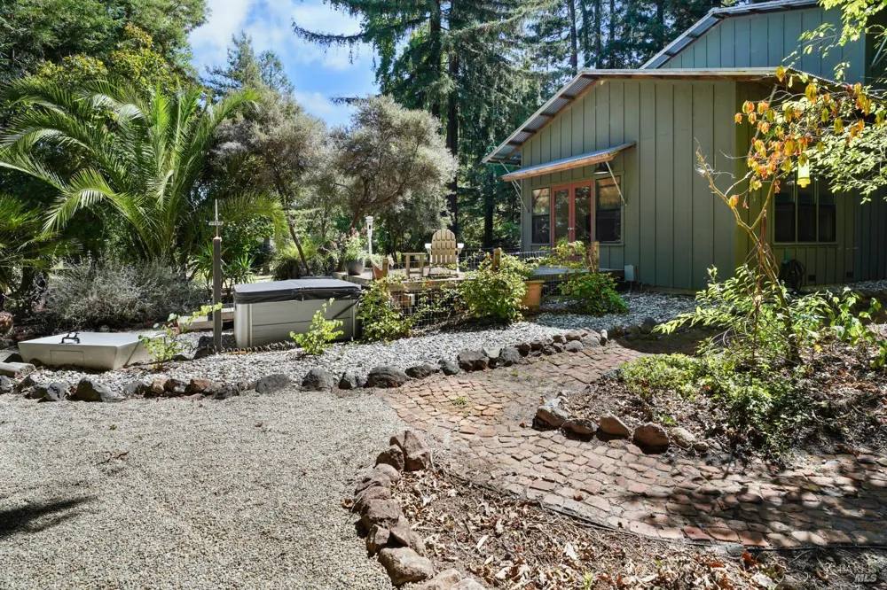 9787 Mill Station Road Sebastopol, CA 95472