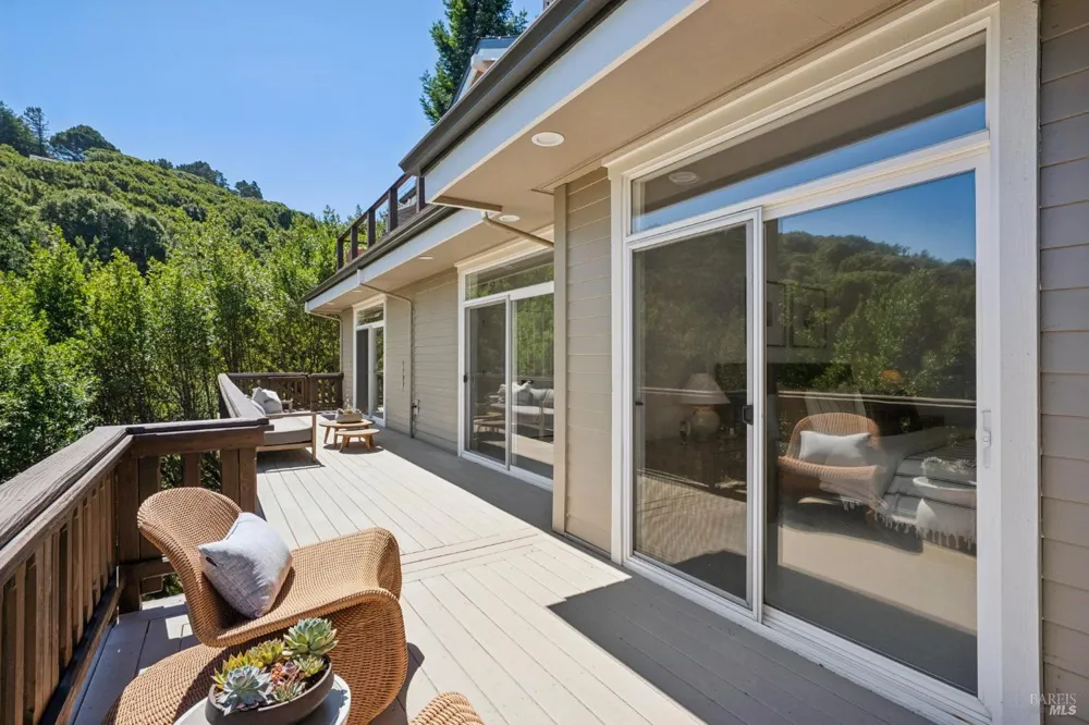 489 Green Glen Way Mill Valley, CA 94941