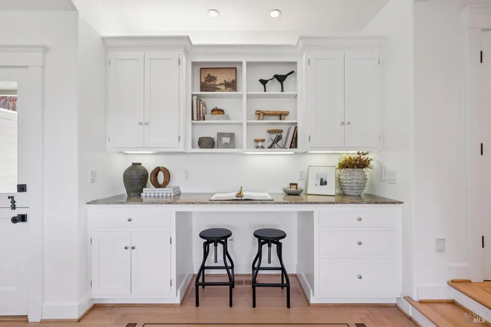 489 Green Glen Way Mill Valley, CA 94941