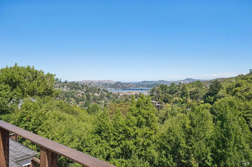 489 Green Glen Way Mill Valley, CA 94941