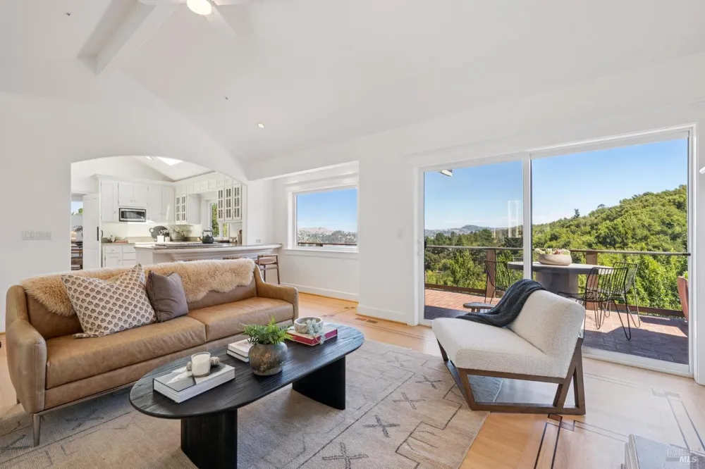 489 Green Glen Way Mill Valley, CA 94941