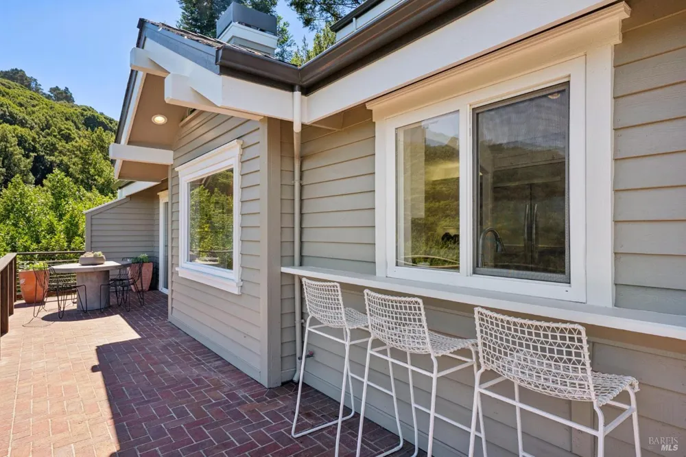 489 Green Glen Way Mill Valley, CA 94941