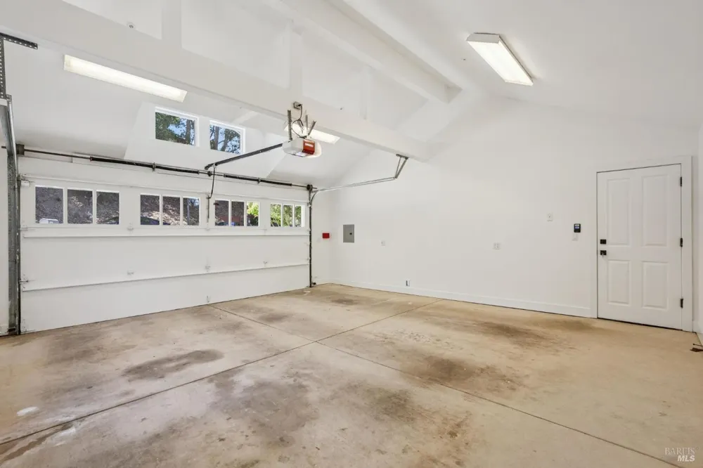 489 Green Glen Way Mill Valley, CA 94941